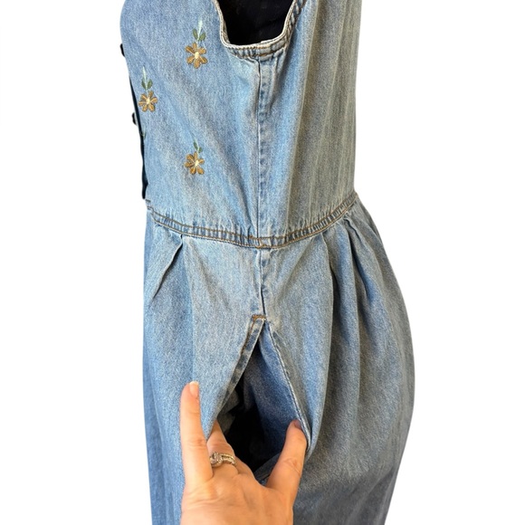 Vintage Jane Ashley Blue Denim Jumper  Sundress with Peter Pan Collar - Picture 9 of 16